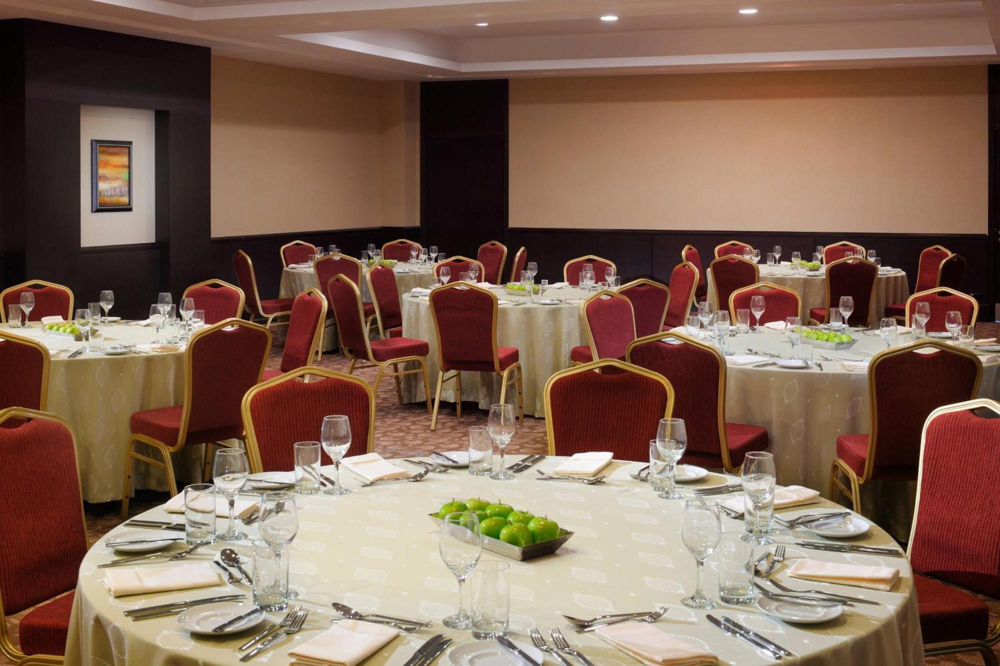 Courtyard By Marriott Riyadh Diplomatic Quarter Kültér fotó