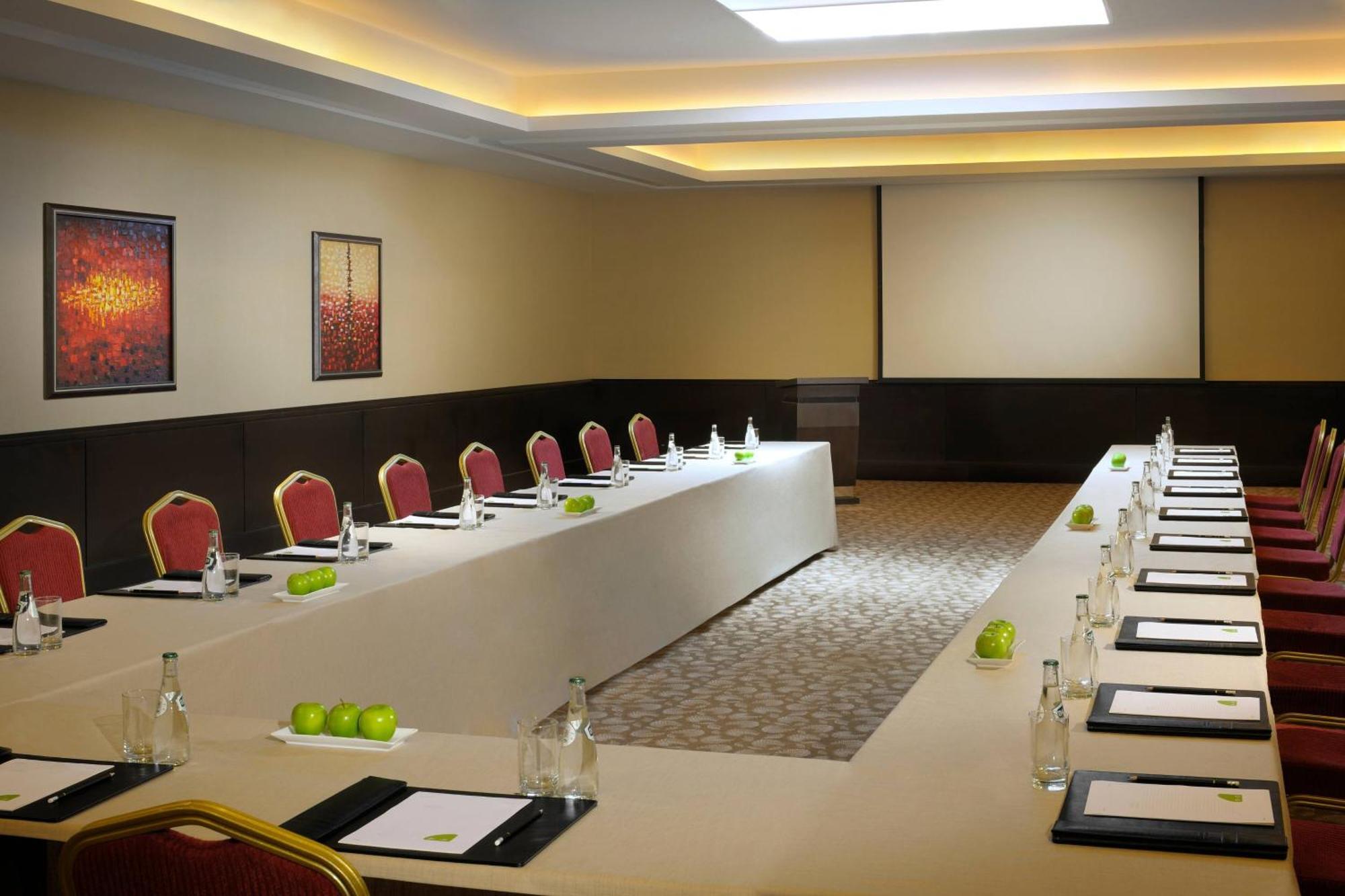 Courtyard By Marriott Riyadh Diplomatic Quarter Kültér fotó