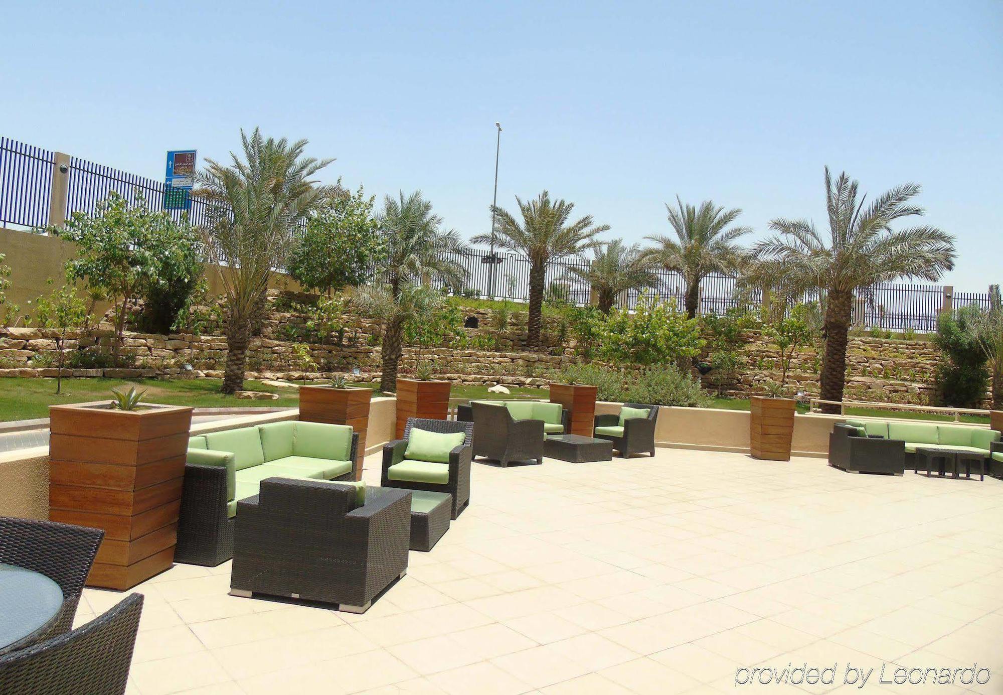 Courtyard By Marriott Riyadh Diplomatic Quarter Kültér fotó